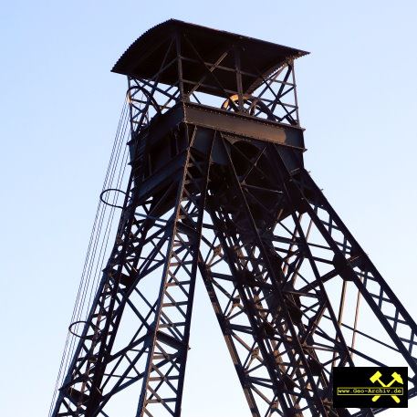 Tuerkschacht im Revier Schneeberg - Neustaedtel, Erzgebirge, Sachsen - 8. Februar 2023 (6).JPG